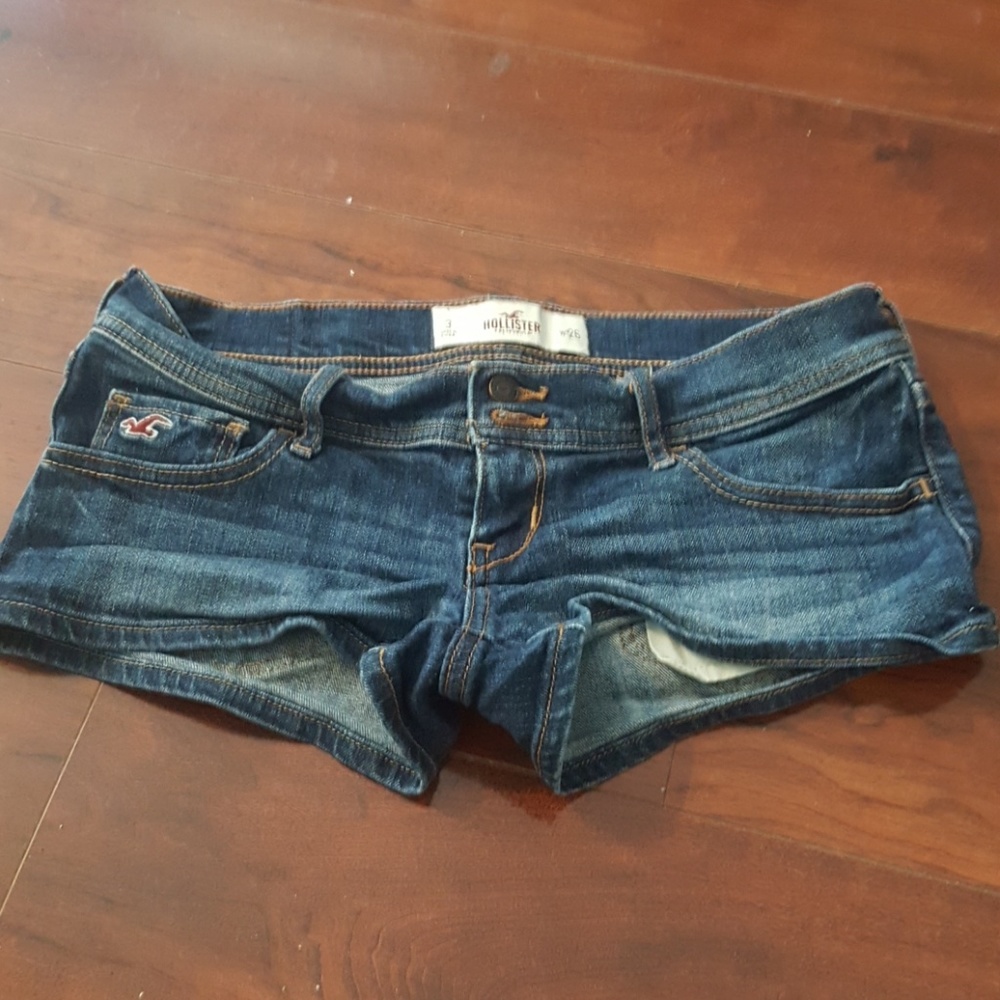 Hollister short shorts